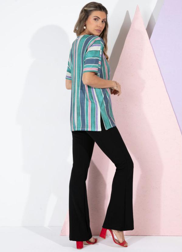 Quintess - Blusa Listrada Decote Canoa Alongada 4