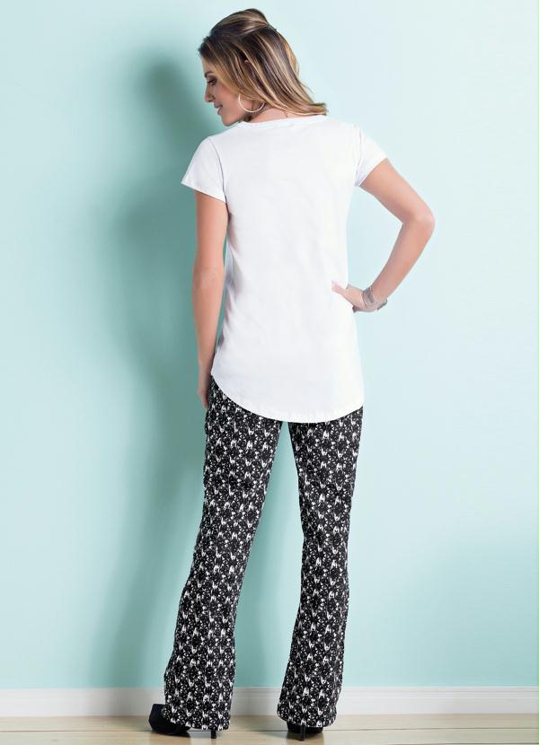 Outlet - Blusa Manga Curta com Estampa Frontal Branca 6