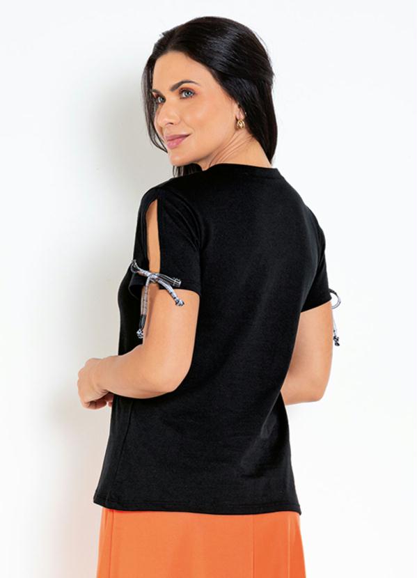 Rosalie - Blusa Preta com Amarração Moda Evangélica 2