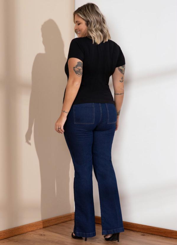 Quintess - Blusa Preta com Bordado Frontal 8