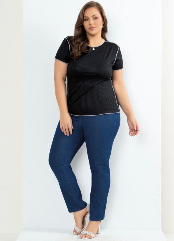 Quintess - Blusa Preta com Costuras Contrastantes 7