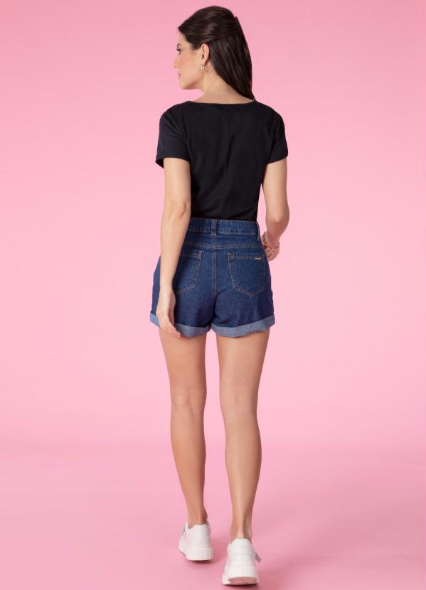 Quintess - Blusa Preta com Estampa Localizada 4