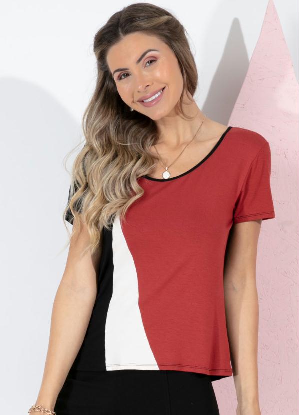Quintess - Blusa Preta e Telha Mangas Curtas com Recortes