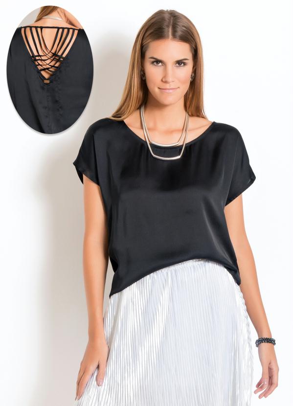 Quintess - Blusa Preta Quintess com Tiras nas Costas