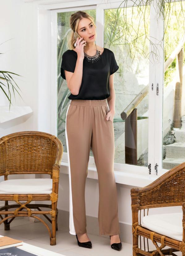 Quintess - Blusa Preta Quintess com Tiras nas Costas 8