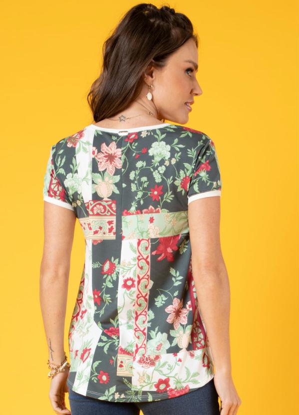 Quintess - Blusa Ramos Verdes Alongada 2