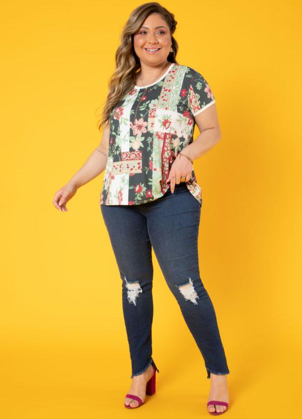 Quintess - Blusa Ramos Verdes Alongada 7