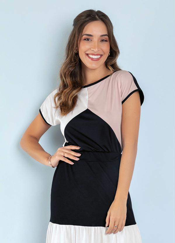 Queima Estoque - Blusa Tricolor com Recortes Moda Evangélica