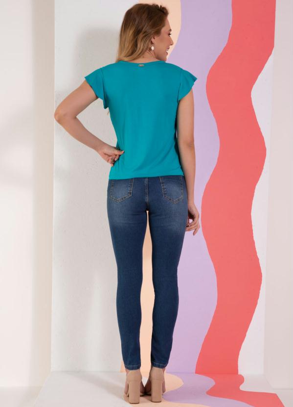 Quintess - Blusa Turquesa Decote V com Botões Decorativos 4