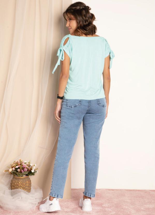 Quintess - Blusa Verde Água com Ombros Vazados 4