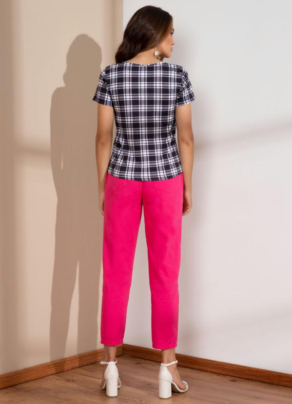 Quintess - Blusa Xadrez com Gota no Decote 4