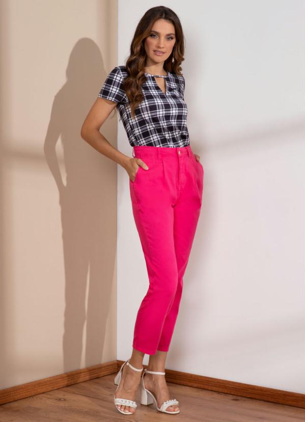 Quintess - Blusa Xadrez com Gota no Decote 5