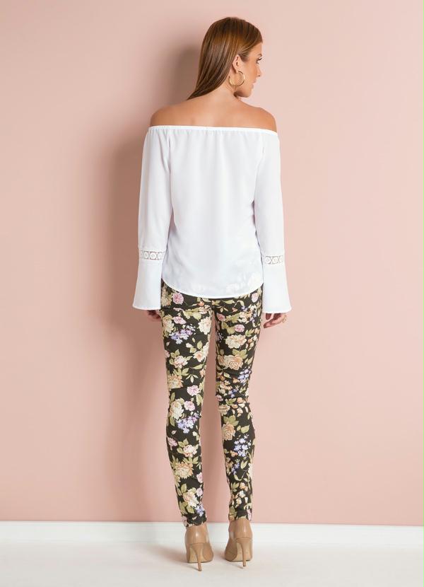 Quintess - Blusa Ciganinha com Mangas Sino Branca 5