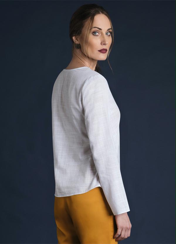 Multimarcas - Blusa com Pregas Frontais Branca 2