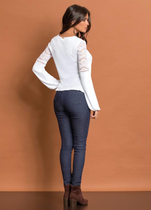 Quintess - Blusa com Renda nas Mangas Branca 7
