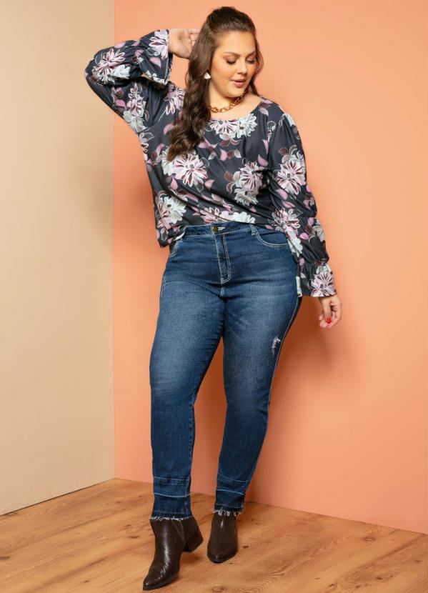 Quintess - Blusa Floral RosadoDecote Canoa e Mangas Longas 9