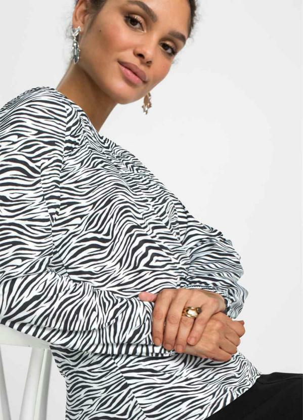 bonprix - Blusa Manga Longa Animal Print Preto/Branco 4
