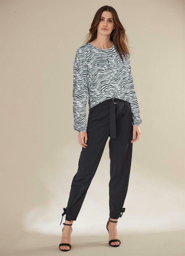 bonprix - Blusa Manga Longa Animal Print Preto/Branco 5