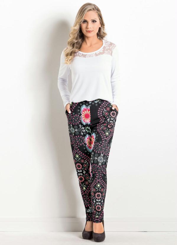 Outlet - Blusa Manga Longa Branca com Recortes em Renda 4