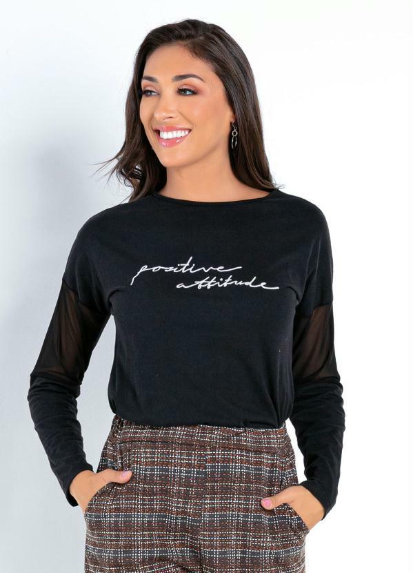 blusa preta com transparência