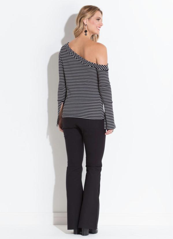 Quintess - Blusa Preta e Branca Quintess Estampa Listrada 4