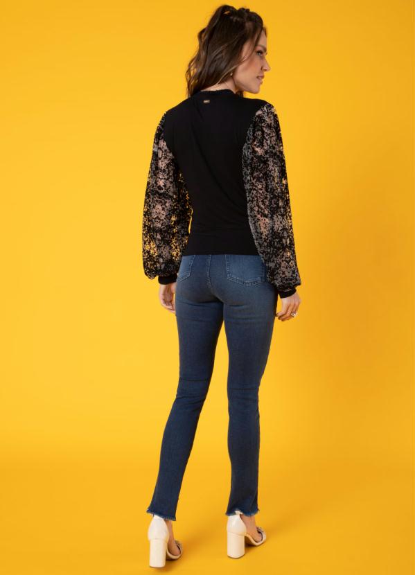 Quintess - Blusa Preto Mangas Bufantes com Transparência 4