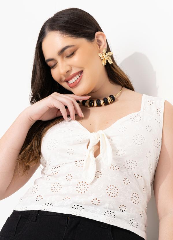 Quintess - Blusa Off White com Amarração 16
