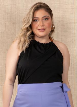 Quintess - Blusa Preta com Corrente no Decote - QUINTESS