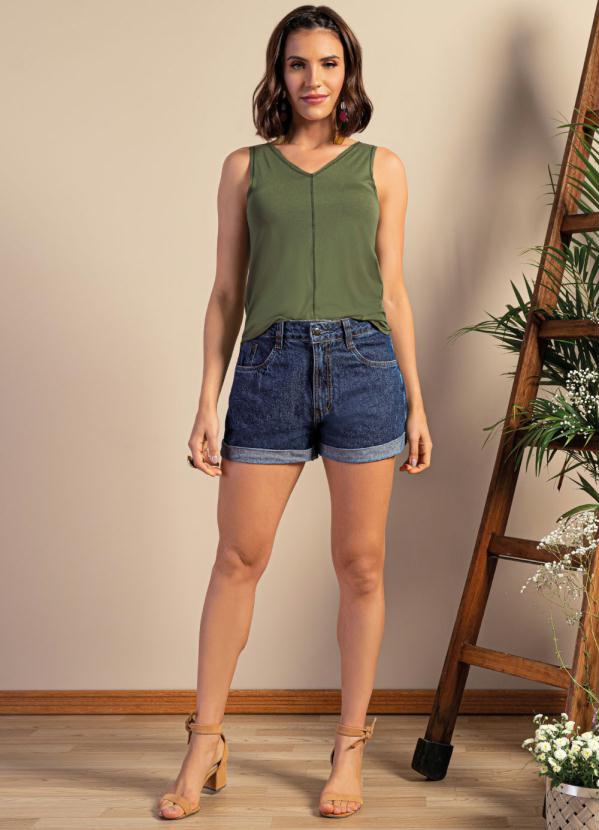 Quintess - Blusa Regata Verde Oliva com Decote V 3