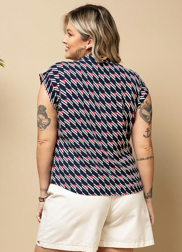 Quintess - Blusa Soltinha Geométrico Marinho com Botões 7