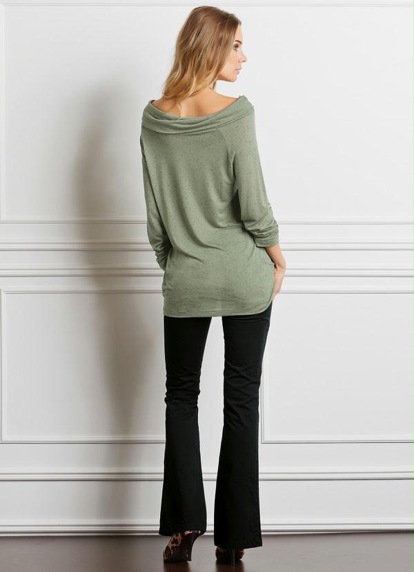 Quintess - Blusa Feminina Manga Longa com Gola Verde 4