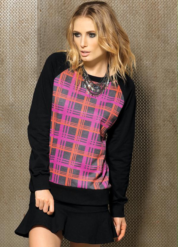 Quintess Casaco Moletom Raglan Xadrez e Preto