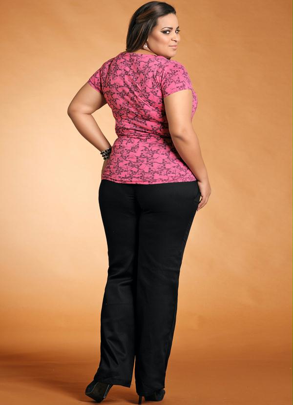 Marguerite - Baby Look Plus Size com Estampa de Caveira 4