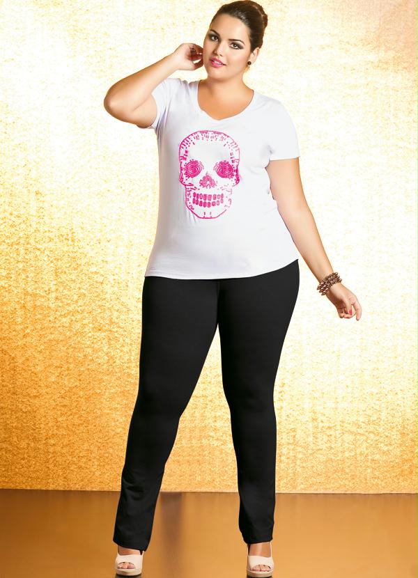 Quintess - Blusa Branca com Estampa de Caveira 3