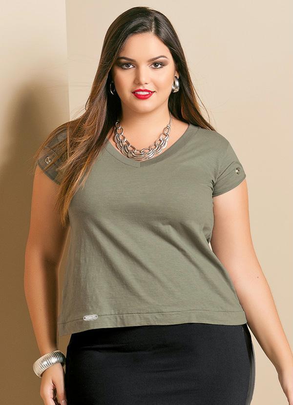 Quintess - Blusa com Decote V Plus Size Chumbo