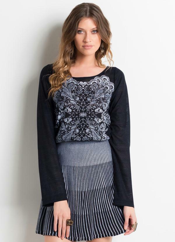 Quintess - Blusa Estampa Arabesco Preta