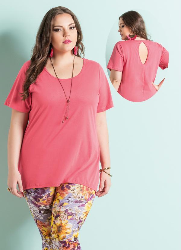 Marguerite - Blusa Mullet Vazado nas Costas Coral Plus Size