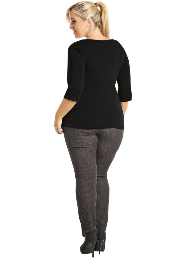 Marguerite - Blusa Preta Manga 3/4 com Detalhe de Tachas 6