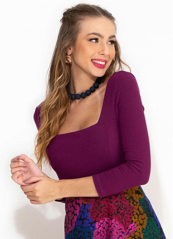 Farm - Body Canelado Decote Quadrado Roxo