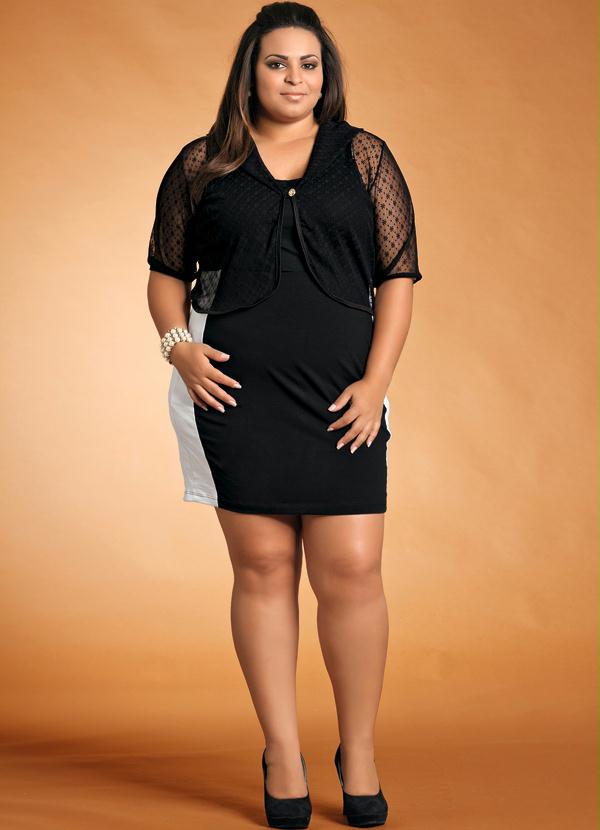 Marguerite - Bolero em Renda Plus Size Preto 5