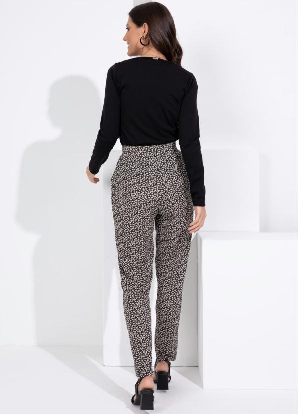 Quintess - Calça Cintura Alta Margaridas com Bolsos 4