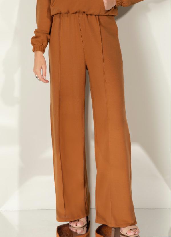 Quintess - Calça em Moletom Wide Leg Caramelo com Vincos