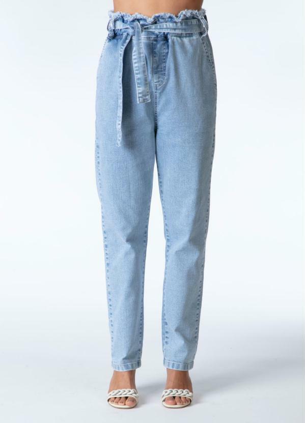 Quintess - Calça Mom Jeans Claro com Faixa na Cintura 3