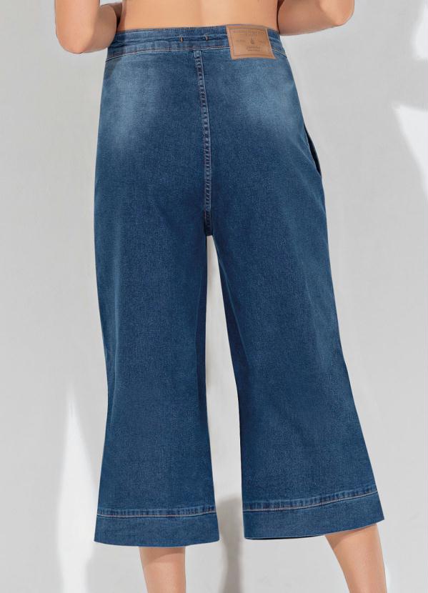 Janine - Calça Pantacourt Jeans com Bolsos Funcionais 2