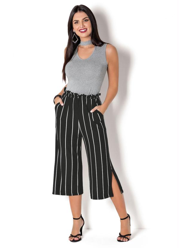 Miss Masy - Pantacurt Listrada com Bolsos e Fenda na Lateral