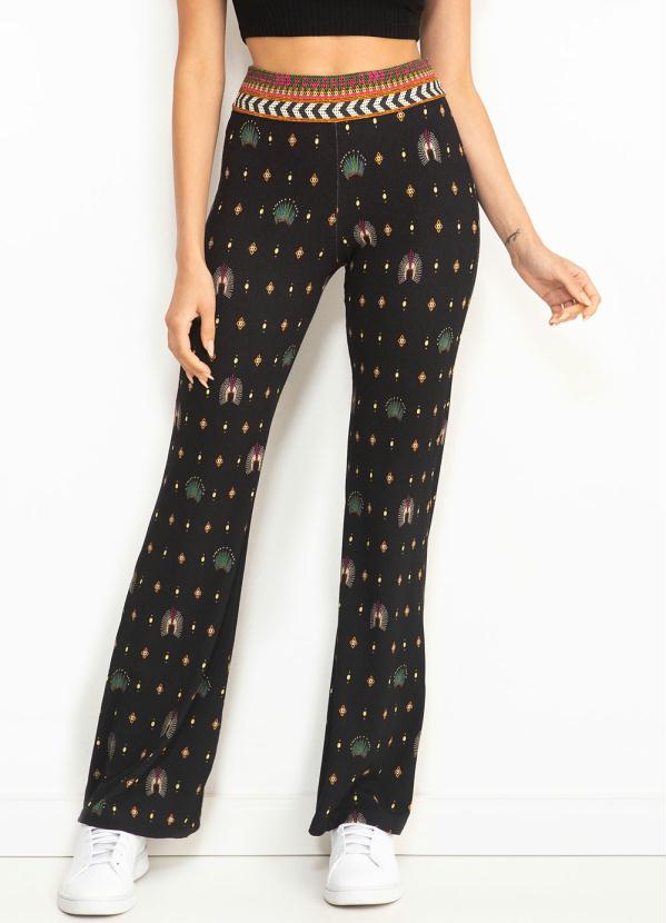 Farm - Calça Flare de Malha Wacomaia Preta