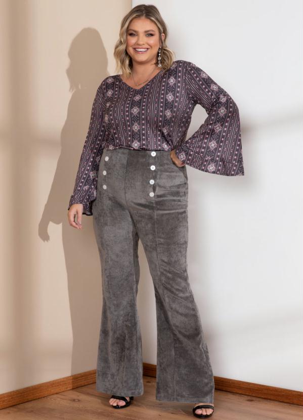 Quintess - Calça Flare em Veludo Cotelê Cinza com Botões 9