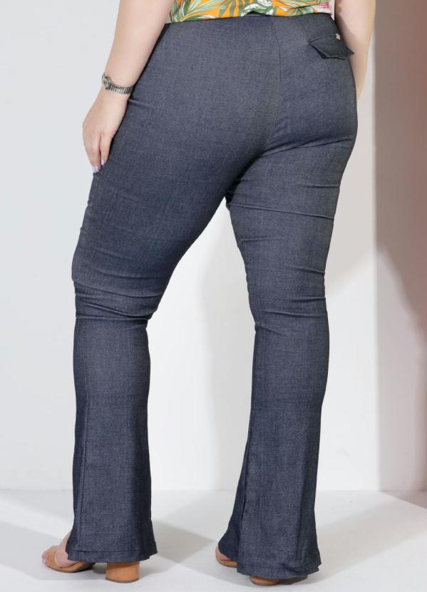 Quintess - Calça Flare Jeans com Fenda Frontal 9
