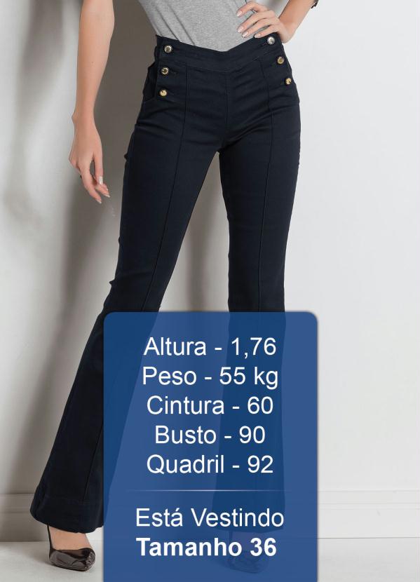 Sawary Jeans - Calça Flare Preta Sawary com Detalhe de Botões 3