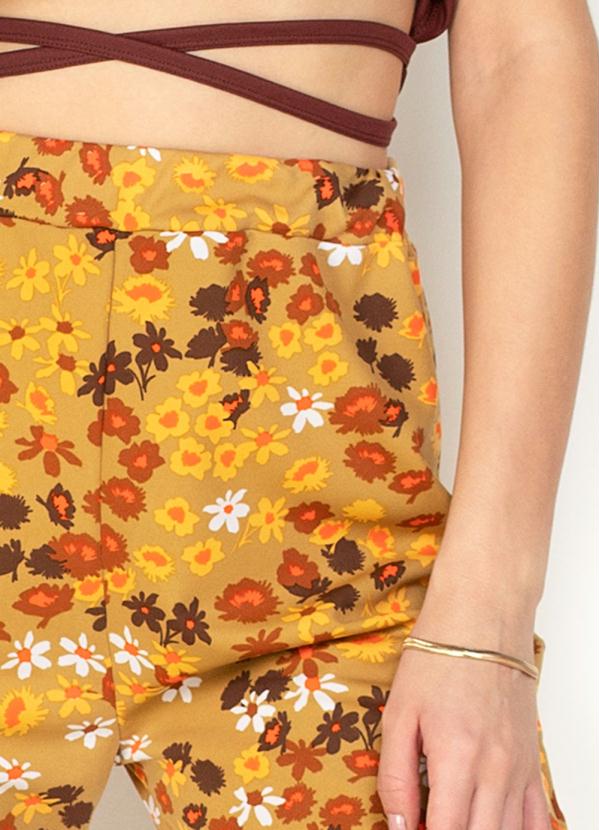 Moda Pop - Calça Floral com Cintura Alta 3